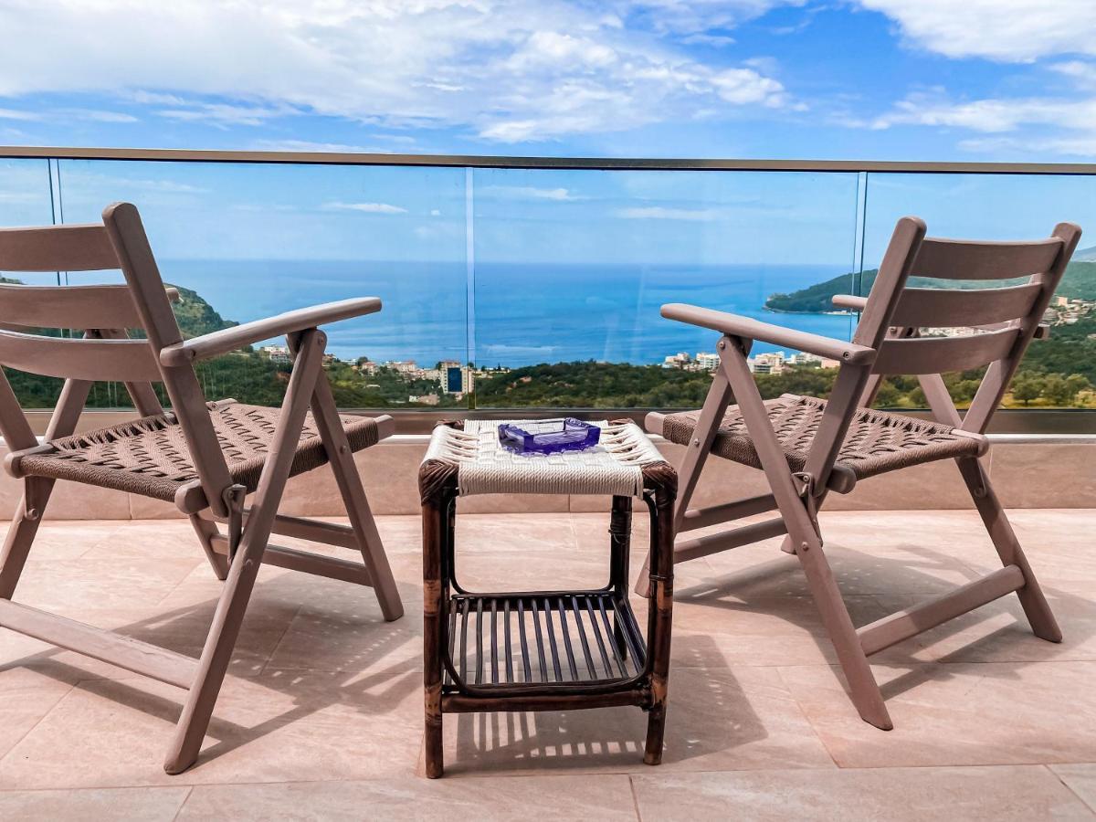Elea Guesthouse Himare Bagian luar foto