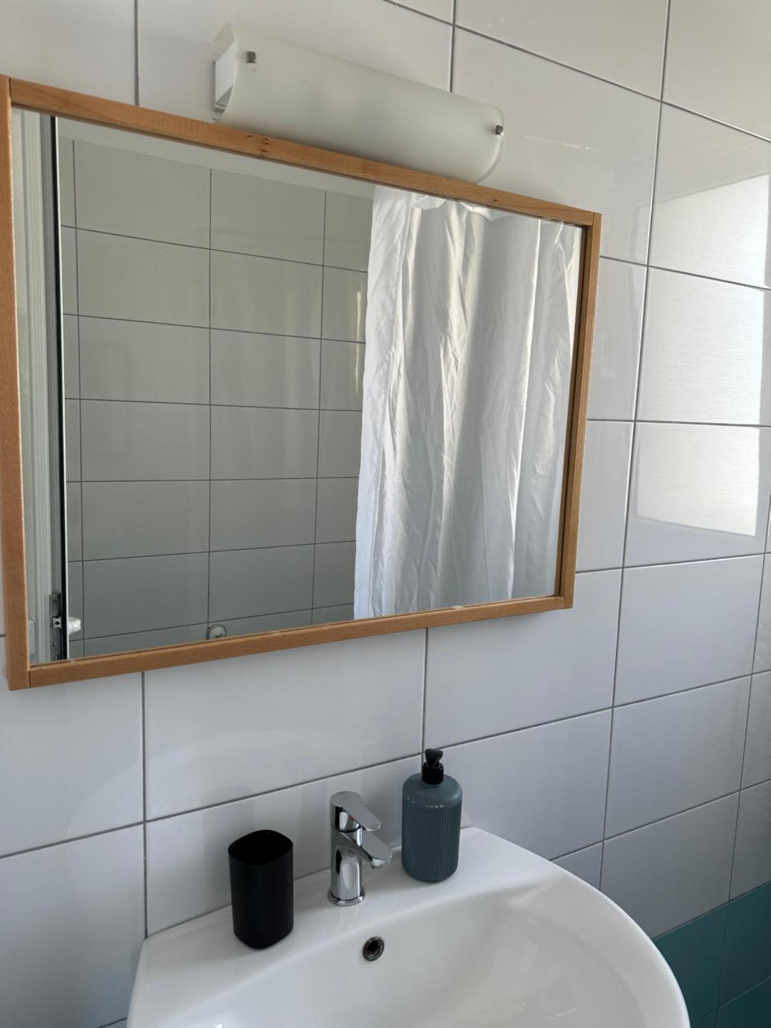Elea Guesthouse Himare Bagian luar foto