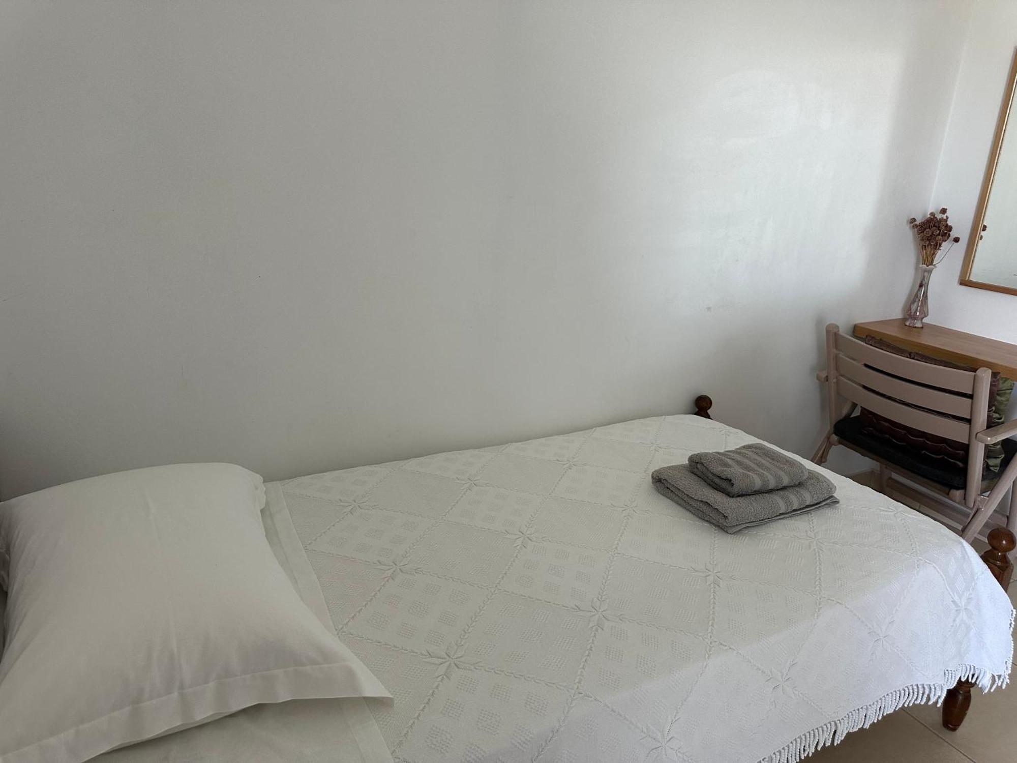 Elea Guesthouse Himare Bagian luar foto