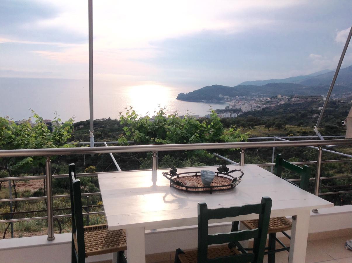 Elea Guesthouse Himare Bagian luar foto
